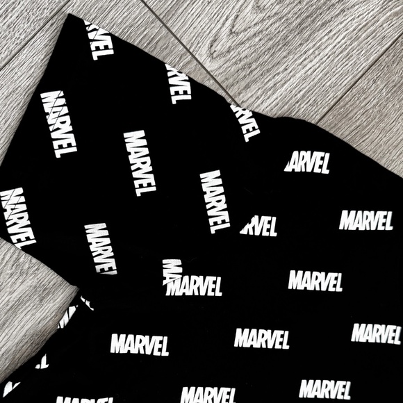 MARVEL Comics Logo All Over Print T-Shirt Size L Black Limited Edition Japan Y2k - Picture 3 of 11